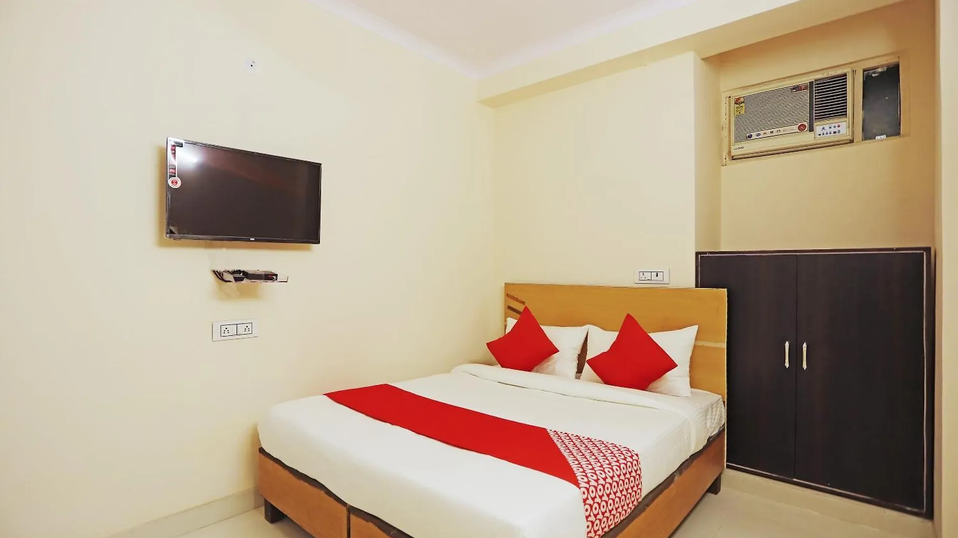 Hotel O Lal Residency Delhi