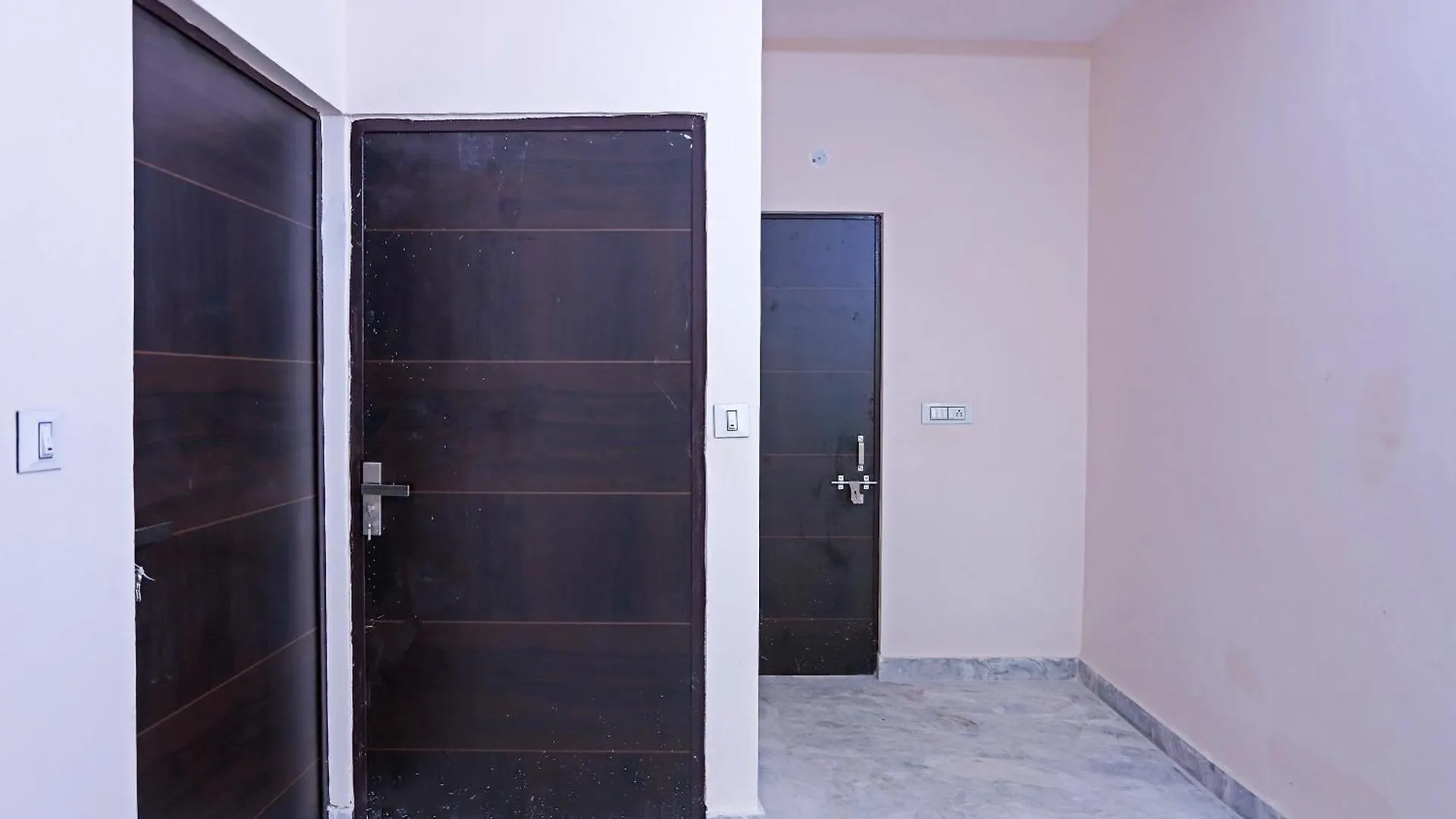 Hotel O Lal Residency Delhi  Delhi (National Capital Territory of India)