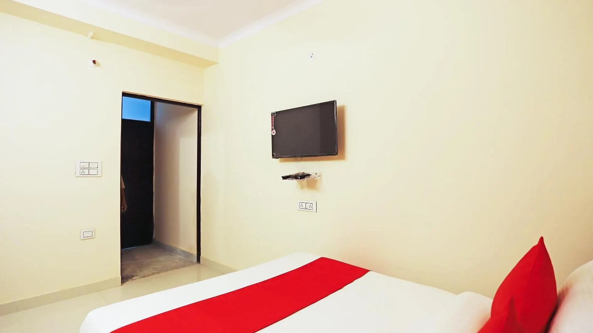 Hotel O Lal Residency Delhi
